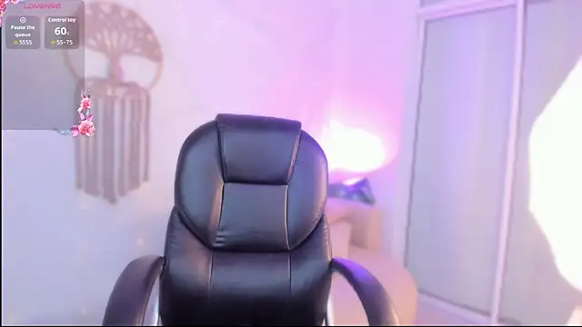 Ginni charlotte online show from 02/09/26, 03:37