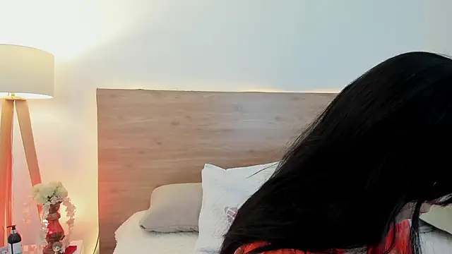 GinebraBrown online show from 11/25/25, 06:41