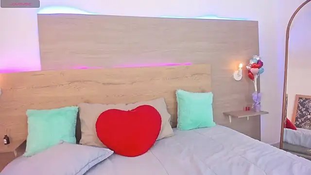 Snapshot of GinebraBrown chatting on 02/19/26, 06:38 GinebraBrown online show from 02/19/26, 06:38