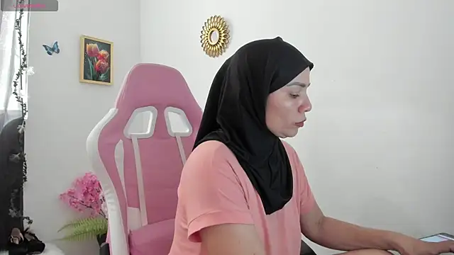 dalila kemur online show from 11/11/25, 02:23