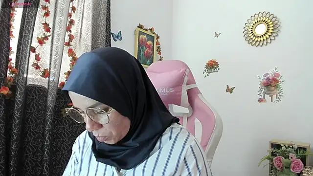 Snapshot of dalila_kemur chatting on 05/26/26, 03:32 dalila kemur online show from 05/26/26, 03:32