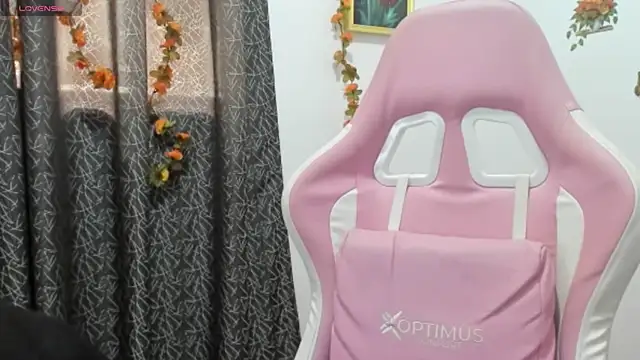 Snapshot of dalila_kemur chatting on 04/25/26, 05:10 dalila kemur online show from 04/25/26, 05:10