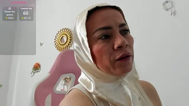 dalila kemur online show from 12/16/25, 01:04