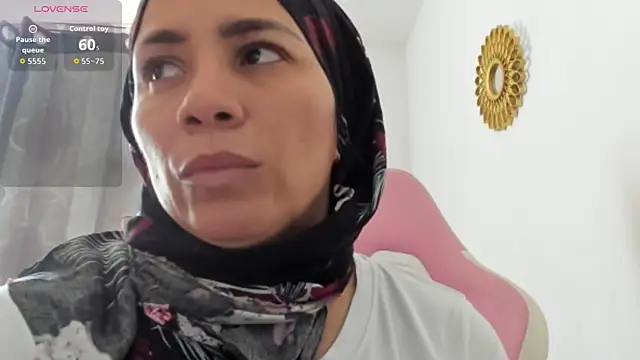 dalila kemur online show from 12/04/25, 08:41