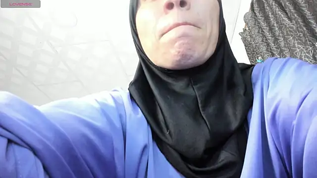 Snapshot of dalila_kemur chatting on 07/12/26, 12:39 dalila kemur online show from 07/12/26, 12:39