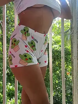 Yuli arabic online show from 03/15/26, 02:13