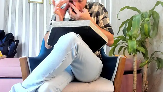 EthanGrey online show from 09/10/25, 11:20