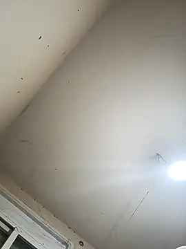 BeakedMezuza online show from 11/28/25, 07:25