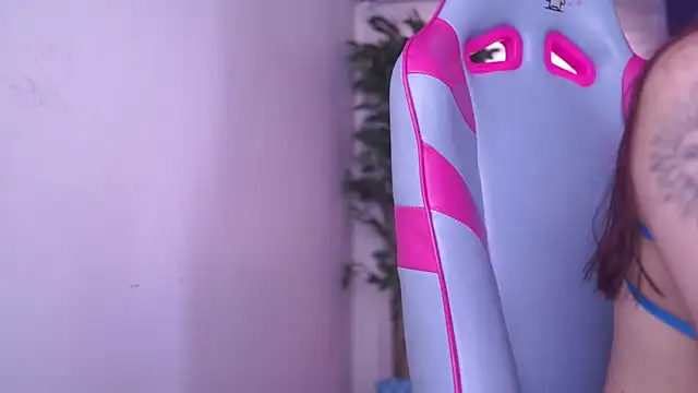 Rebecah 1 online show from 04/13/26, 02:54