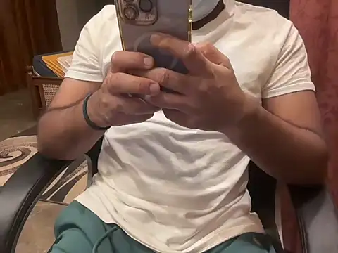 BobgaBonga online show from 10/24/25, 05:23