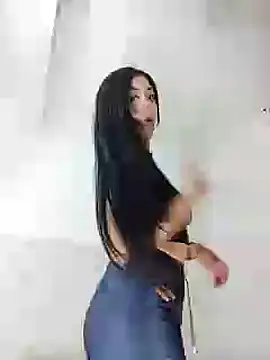 Mariana Montes online show from 09/26/25, 07:10
