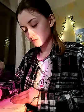 LillySvon online show from 04/08/26, 08:43