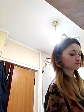 LillySvon online show from 03/25/26, 05:12