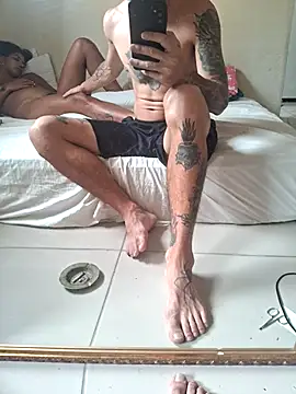 Skate012 online show from 04/01/26, 06:49