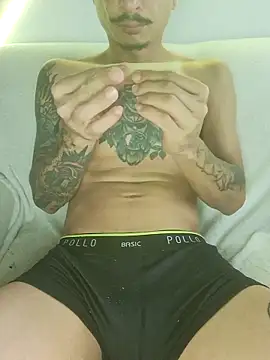 Skate012 online show from 03/24/26, 03:39