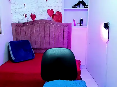 Britney thx online show from 09/19/25, 10:36