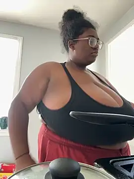 bunbun420247 online show from 10/21/25, 02:38