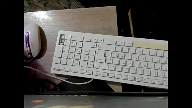 megan doll2123 online show from 03/04/26, 09:22