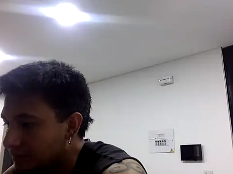 Snapshot of KianxxTeach chatting on 04/16/26, 01:28 KianxxTeach online show from 04/16/26, 01:28
