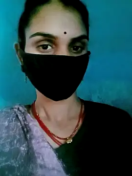 Snapshot of Nishaa_ji chatting on 09/11/25, 05:07 Nishaa ji online show from 09/11/25, 05:07