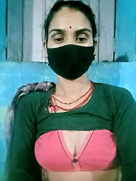 Snapshot of Nishaa_ji chatting on 09/28/25, 10:17 Nishaa ji online show from 09/28/25, 10:17