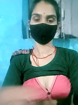Snapshot of Nishaa_ji chatting on 10/02/25, 11:08 Nishaa ji online show from 10/02/25, 11:08