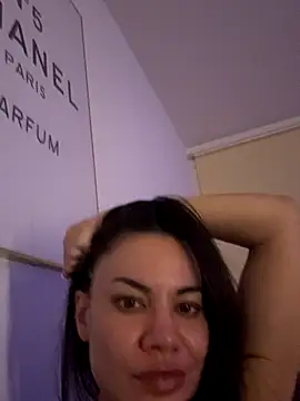 SweetMeiiii online show from 10/09/25, 07:58