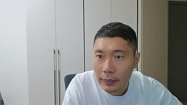 Snapshot of Buryerry-B chatting on 09/18/25, 12:30 Buryerry-B online show from 09/18/25, 12:30