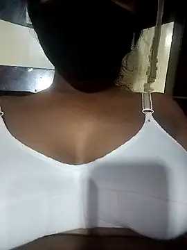 Snapshot of vandana_babi chatting on 09/19/25, 04:55 vandana babi online show from 09/19/25, 04:55