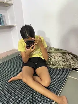 Sex Queen aaraya online show from 03/12/26, 09:46