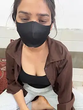 Sex Queen aaraya online show from 05/09/26, 04:21