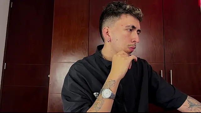 liamty luxor online show from 10/22/25, 03:28