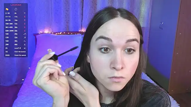 Angeel Kate online show from 03/31/26, 04:36