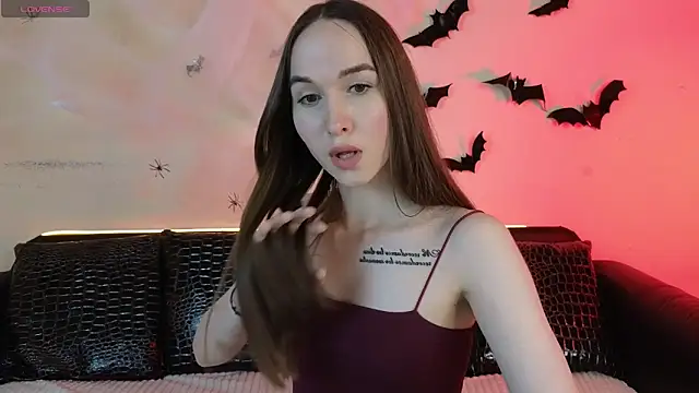 Angeel Kate online show from 10/24/25, 08:24