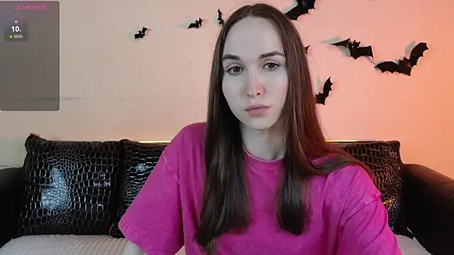 Angeel Kate online show from 11/11/25, 12:44