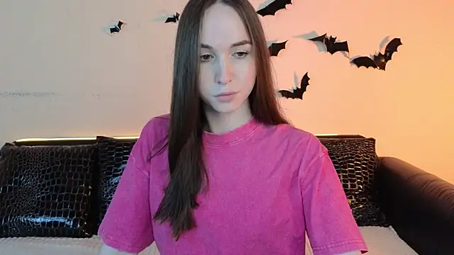 Angeel Kate online show from 11/07/25, 06:40