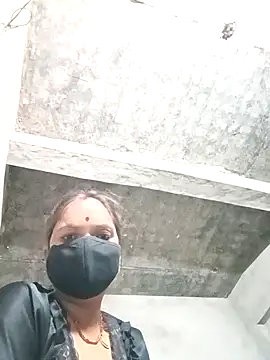 suhani sharmj online show from 12/04/25, 11:04