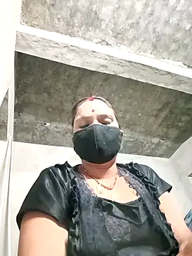 suhani sharmj online show from 12/15/25, 02:45