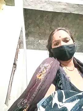 suhani sharmj online show from 12/18/25, 10:46