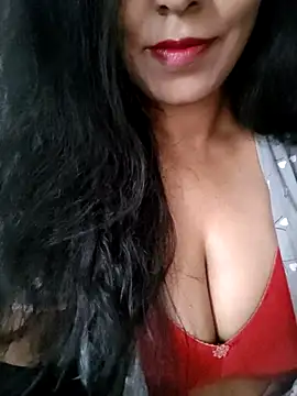 Deepa Sharma143 online show from 10/21/25, 02:00