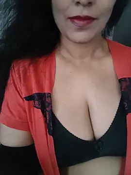 Snapshot of Deepa_Sharma143 chatting on 05/13/26, 01:56 Deepa Sharma143 online show from 05/13/26, 01:56