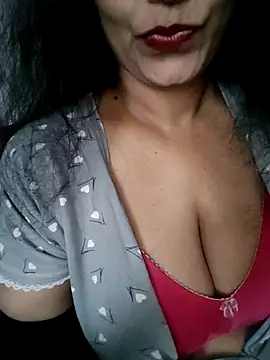 Deepa Sharma143 online show from 10/29/25, 01:37