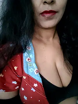 Deepa Sharma143 online show from 10/10/25, 02:23