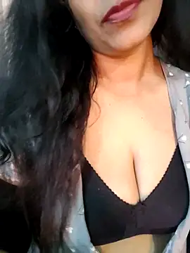 Deepa Sharma143 online show from 02/03/26, 02:53