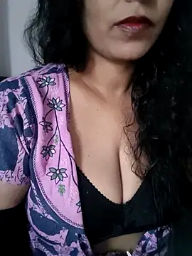 Deepa Sharma143 online show from 12/03/25, 02:12