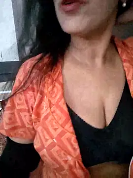 Deepa Sharma143 online show from 09/28/25, 05:58