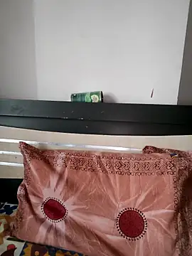 Deepa Sharma143 online show from 12/04/25, 01:48