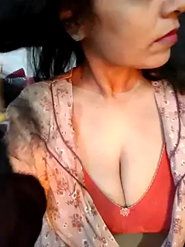 Deepa Sharma143 online show from 01/15/26, 02:15