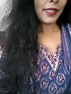 Deepa Sharma143 online show from 11/07/25, 05:12