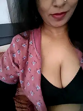 Deepa Sharma143 online show from 03/02/26, 08:43